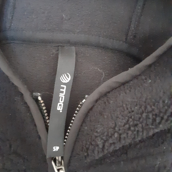 Long vest - Picture 3 of 3